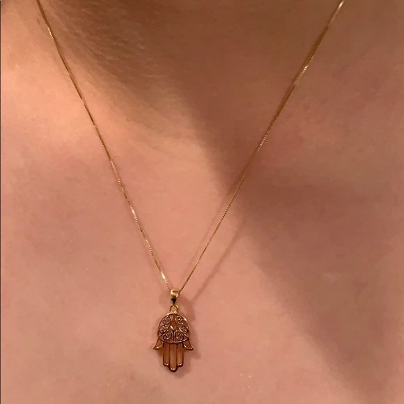 💥SOLD💥⭐️NWOT⭐️✨14k Gold Hamsa Necklace✨ - Picture 2 of 4